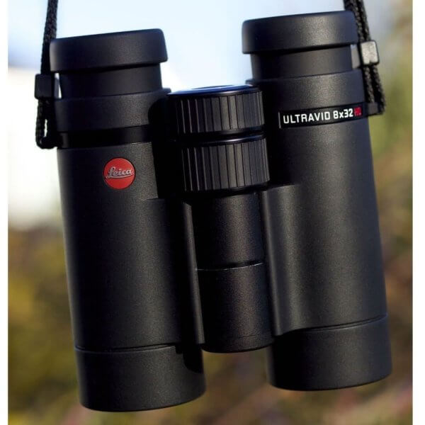 Leica Ultravid HD Plus 8x32 Binoculars 3